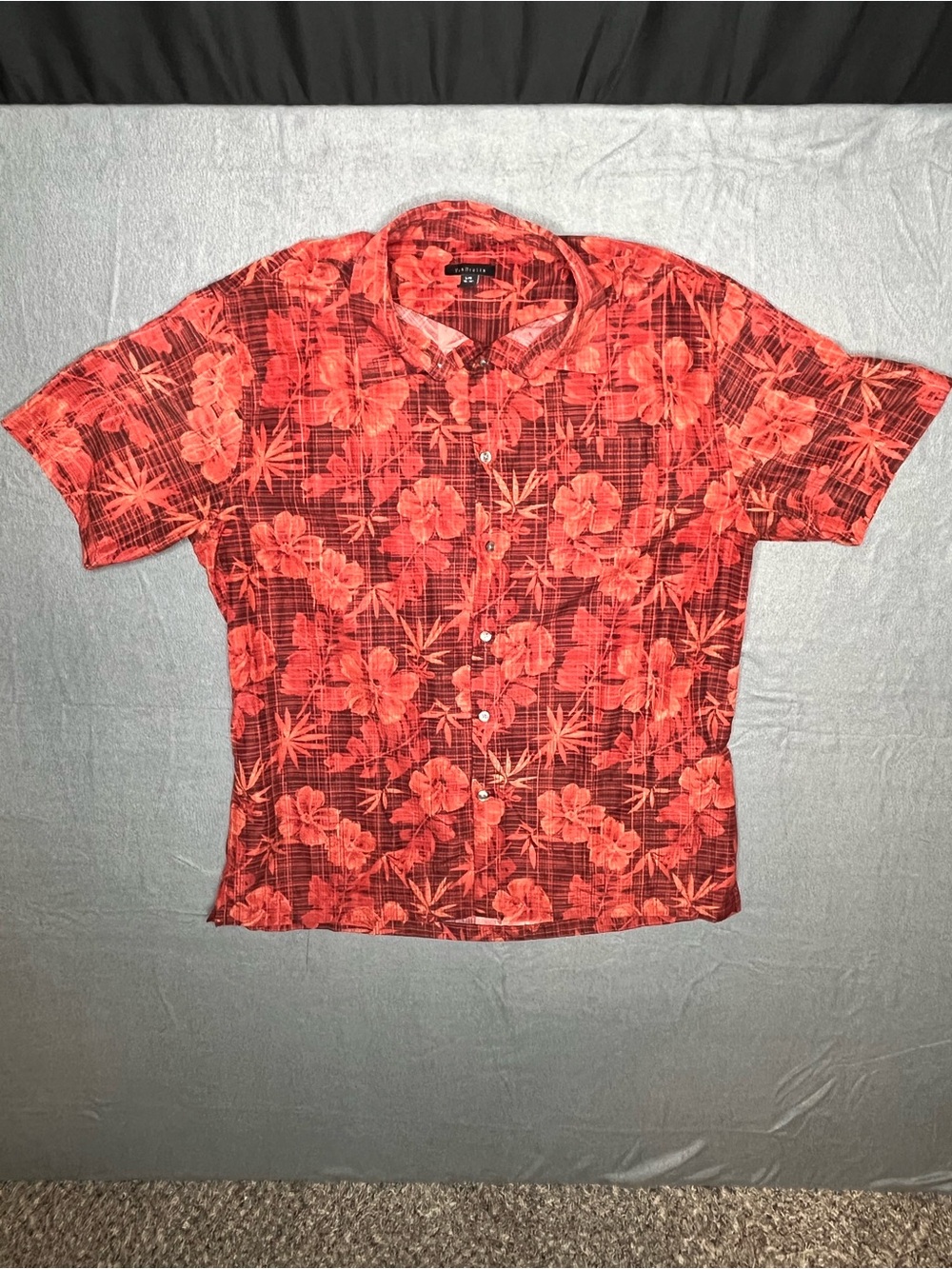 Van Heusen‎ Coral-Red Floral Short-Sleeve Button-Down Shirt